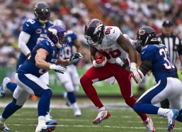 中国体育竞彩网首页-十五运会湖北U20队勇夺金牌 省体育代表团发贺电热烈祝贺