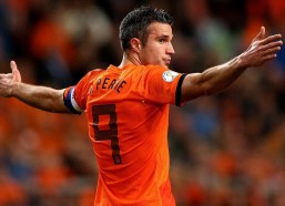 中国体育竞彩网首页：两战狂轰八球！莱科妙手激活海港攻击群，本土球员勇扛进攻大旗