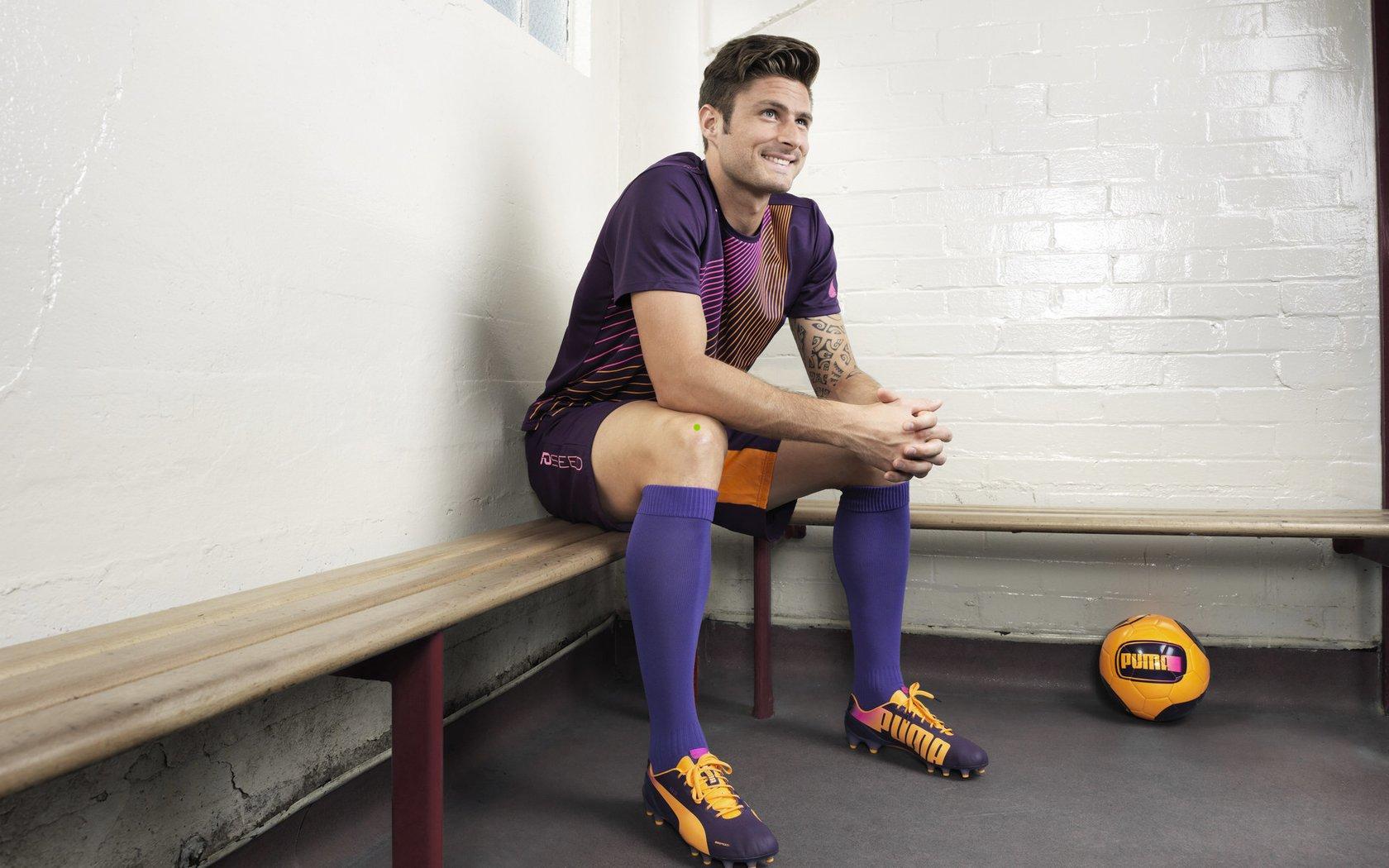 不吐不快画符难圆世界杯梦,国足崛起靠务实前行